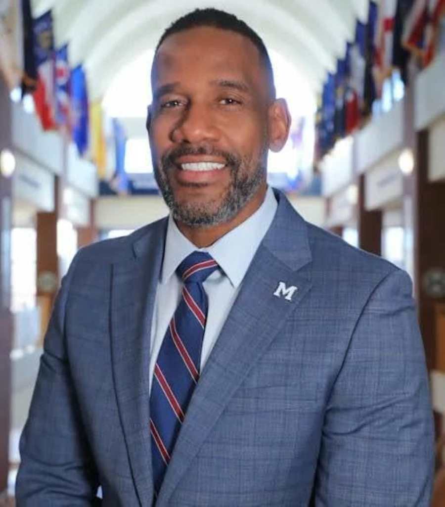 Dr. DeMarcos Holland Sole Finalist for Dublin City Schools Superintendent