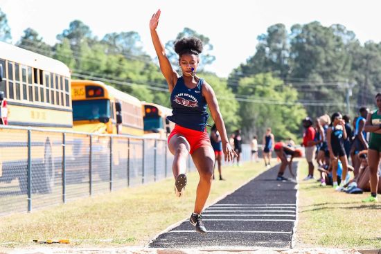 Toombs County Track and Field Competes Well at Jeff Davis