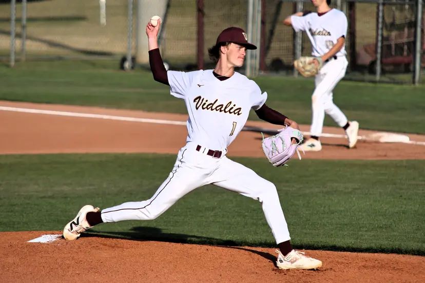 Indians Secure Series with Senior Night Victory