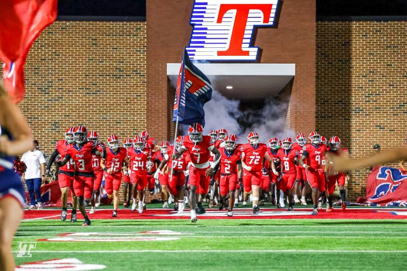 No. 1 Toombs County Stands Tall in Victory Over No. 2 Pierce County