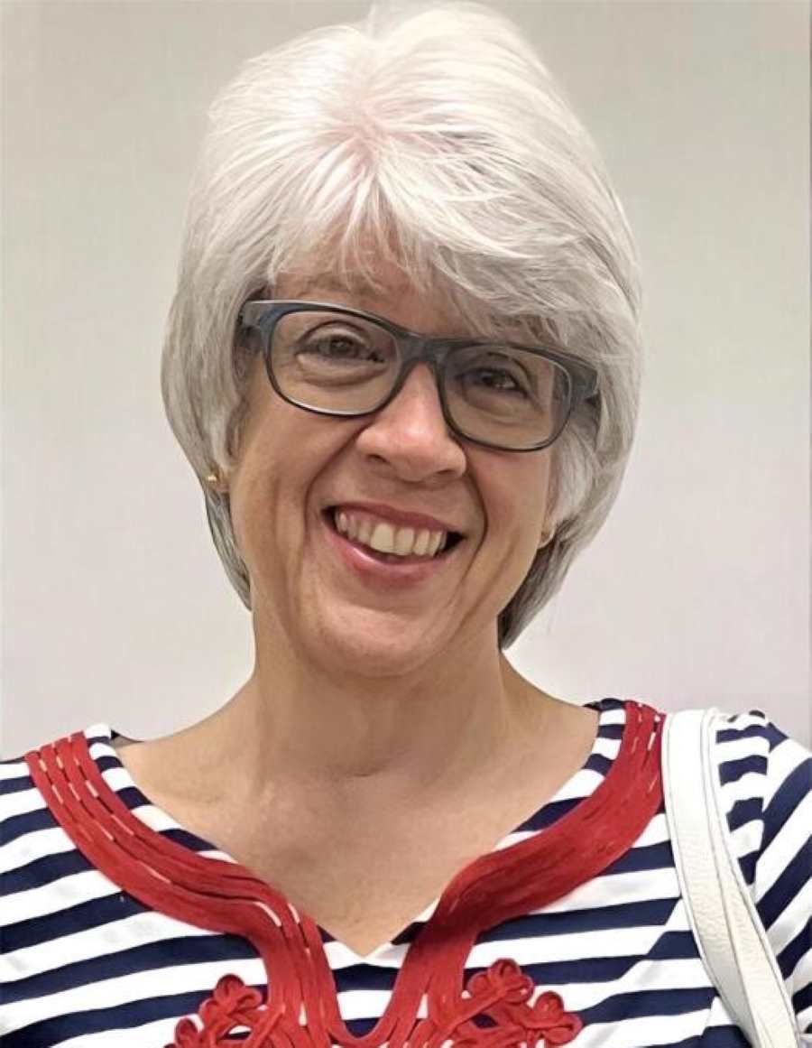 Mrs. Leslie Michelle Seabury, Mt. Vernon