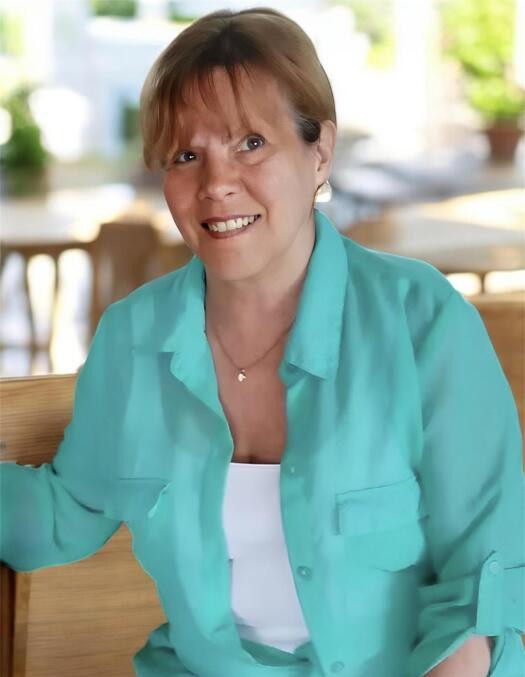 Paula Redfern Savage, Santa Claus