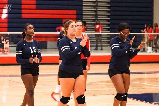 Lady Netdawgs Sweep Tuesday Matches Over New Hampstead and Jenkins
